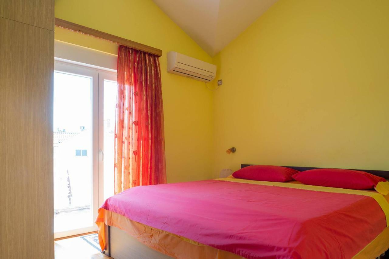 Apartments Tasija Tivat Exterior foto