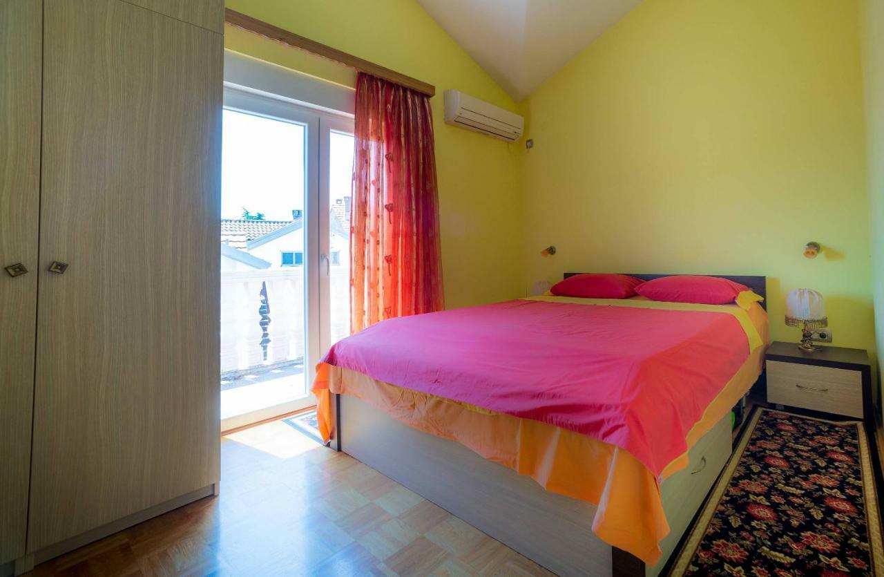 Apartments Tasija Tivat Exterior foto